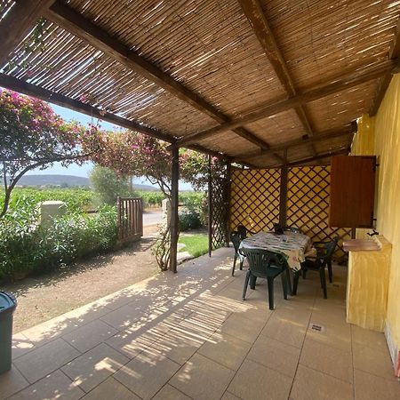 Villa Juniperus Porto Pino SantʼAnna Arresi Exterior foto