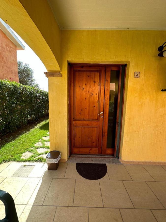 Villa Juniperus Porto Pino SantʼAnna Arresi Exterior foto