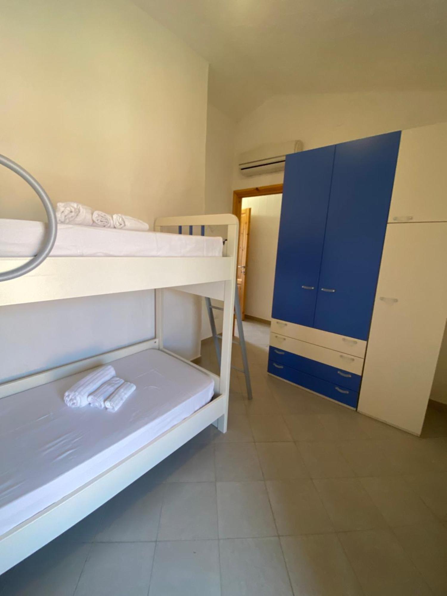 Villa Juniperus Porto Pino SantʼAnna Arresi Exterior foto